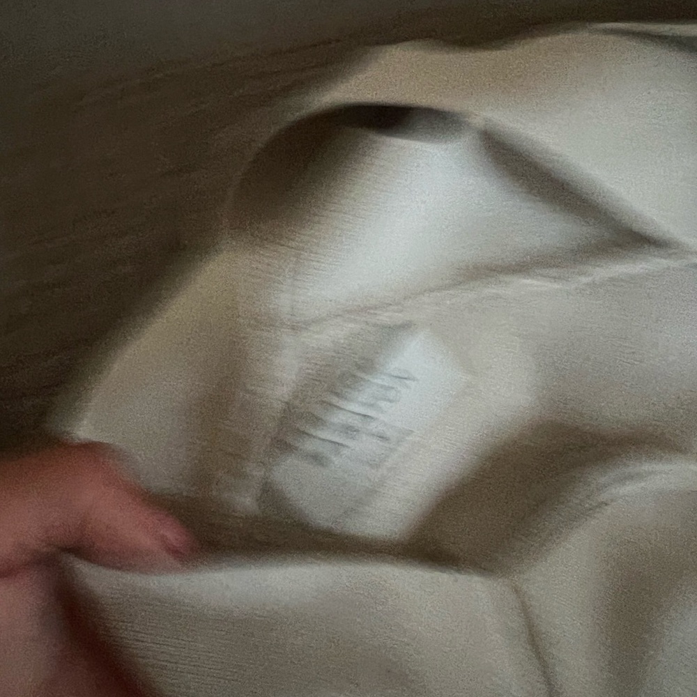 Aritzia tank top - Picture 3 of 3